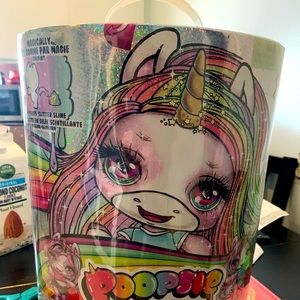 Poopsie glitter unicorn.20+ surprises and doll .
